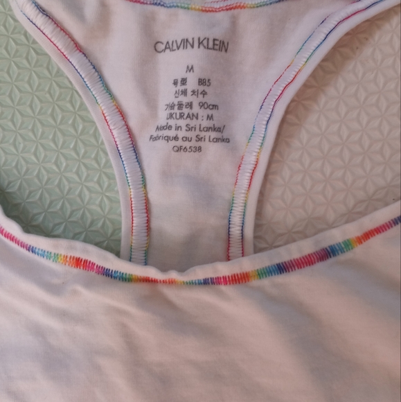 Calvin Klein Nwot Size Medium Bra - Picture 5 of 7